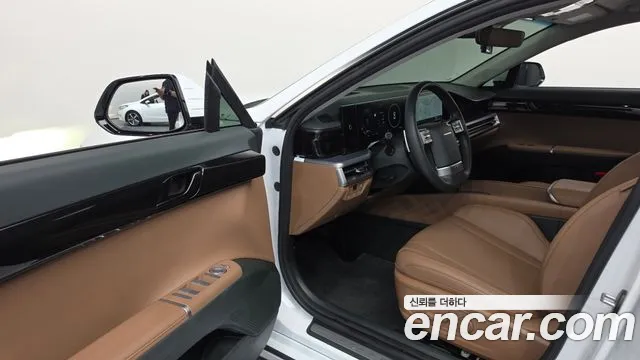 Hyundai Grandeur GN7 — Фото автомобиля 15