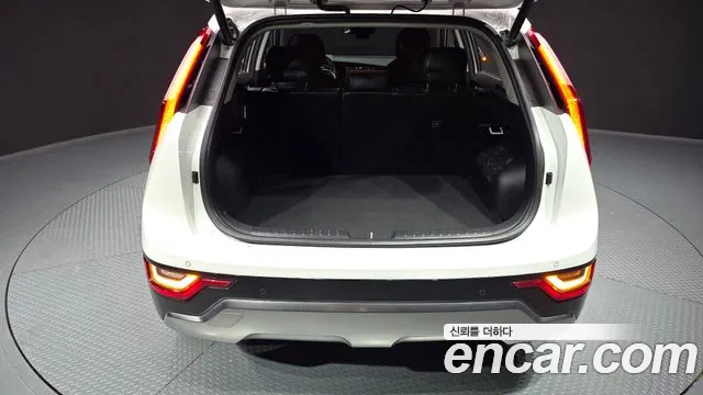 Kia Niro The All New Niro — Фото автомобиля 26