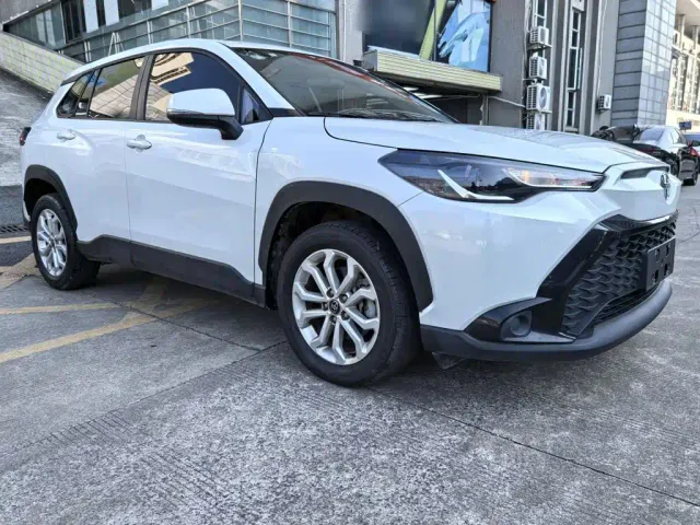 Toyota Frontlander — Фото автомобиля 6