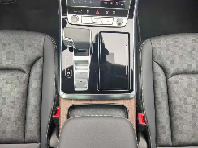 Audi Q7 — Фото автомобиля 18
