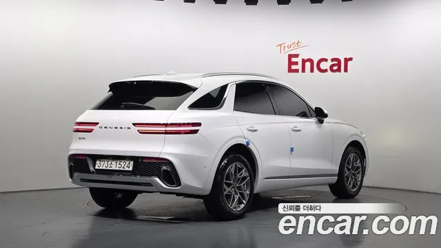 Genesis GV70 2.5T Бензин 2WD — Фото автомобиля 2