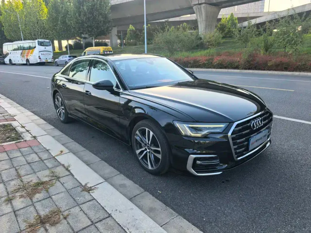 Audi A6L — Фото автомобиля 3