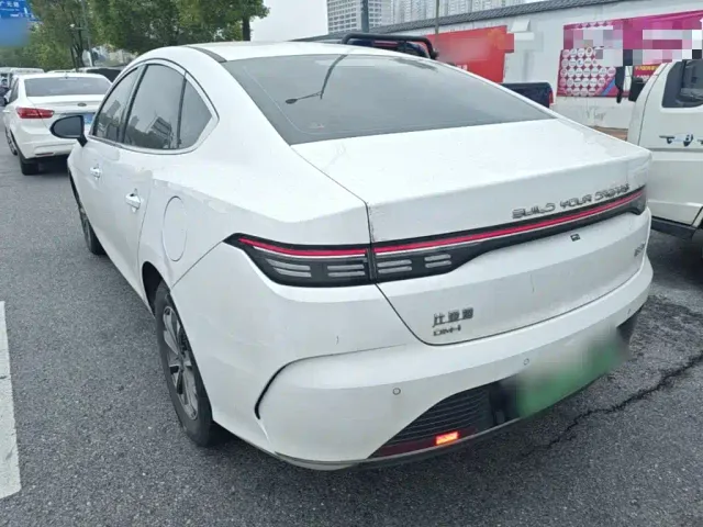 BYD Destroyer 05 — Фото автомобиля 4