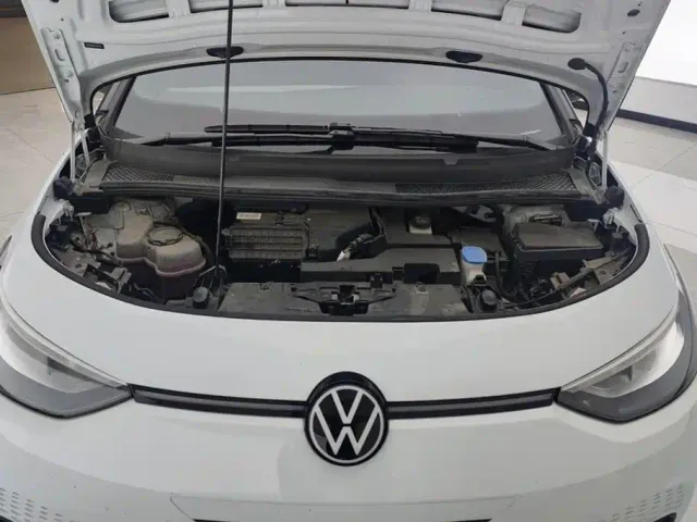 Volkswagen ID.3 — Фото автомобиля 10