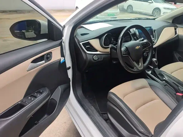 Chevrolet Monza — Фото автомобиля 15