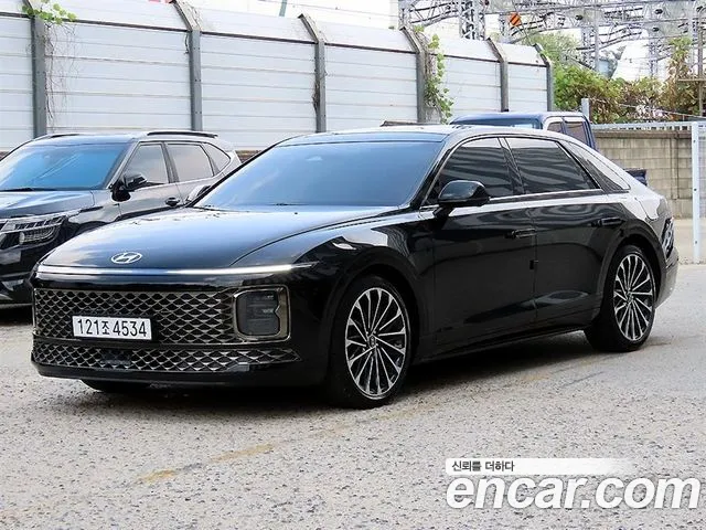 Hyundai Grandeur — Фото автомобиля 2