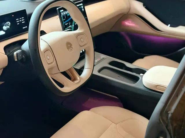 Nio ET5 Touring — Фото автомобиля 7