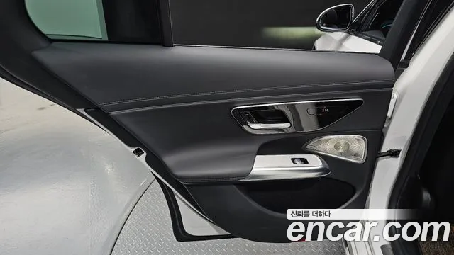 Mercedes-Benz E-Class W214 — Фото автомобиля 13