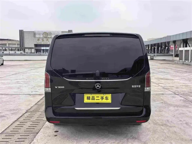 Mercedes-Benz V-Class — Фото автомобиля 4