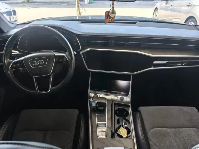 Audi A6L — Фото автомобиля 7
