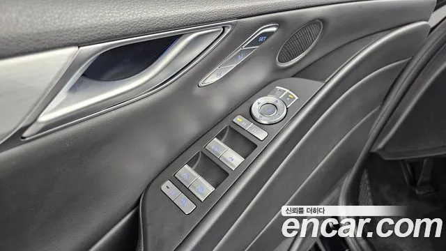 Genesis G80 Бензин 2.5 турбо 2WD — Фото автомобиля 26