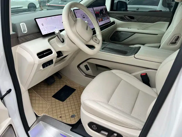 Wey Alpine — Фото автомобиля 4