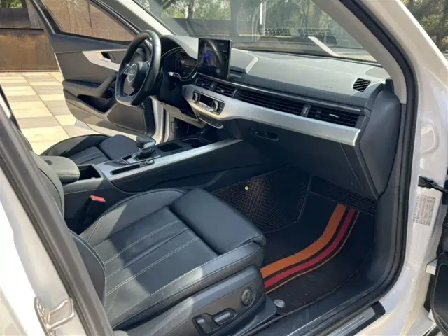 Audi A4L — Фото автомобиля 14