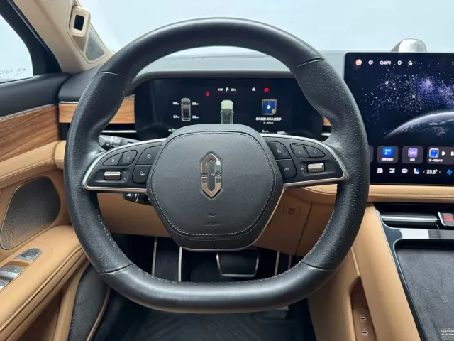 Aito M5 — Фото автомобиля 12