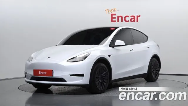 Фотография автомобиля — Tesla Model Y