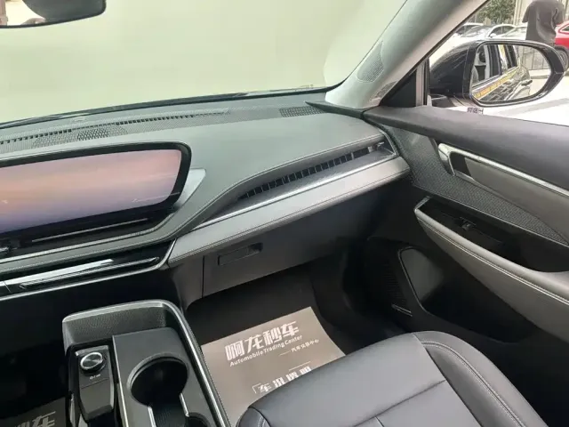 Buick E5 — Фото автомобиля 9