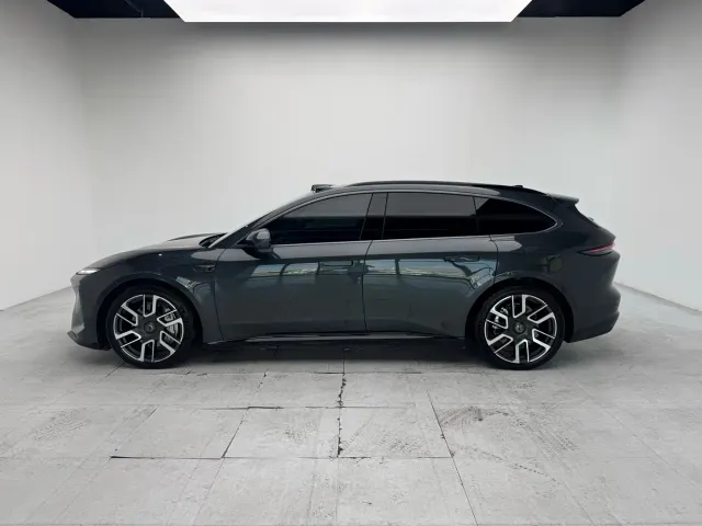 Nio ET5 Touring — Фото автомобиля 17