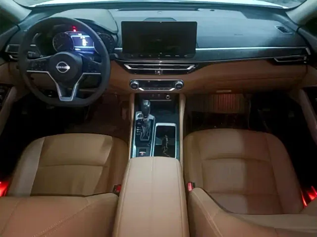 Nissan Teana — Фото автомобиля 9