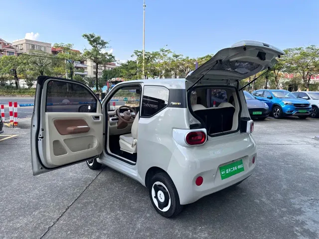 Wuling Hongguang Mini EV — Фото автомобиля 18