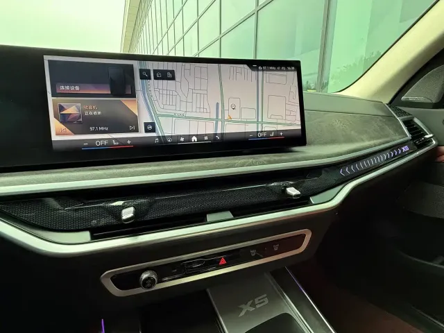 BMW X5 — Фото автомобиля 12