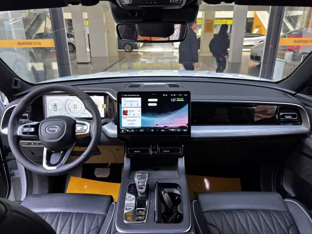 GAC Trumpchi GS8 — Фото автомобиля 7