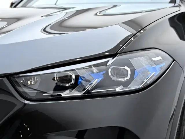 BMW X5 — Фото автомобиля 10