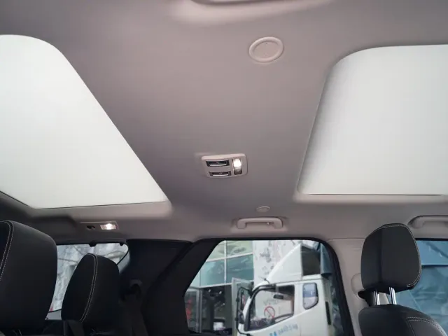 Land Rover Discovery — Фото автомобиля 27
