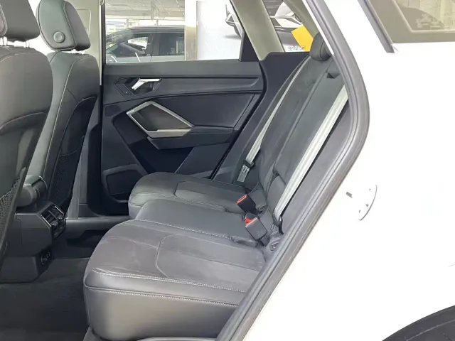 Audi Q3 — Фото автомобиля 13