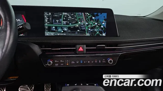 Kia EV6 — Фото автомобиля 14