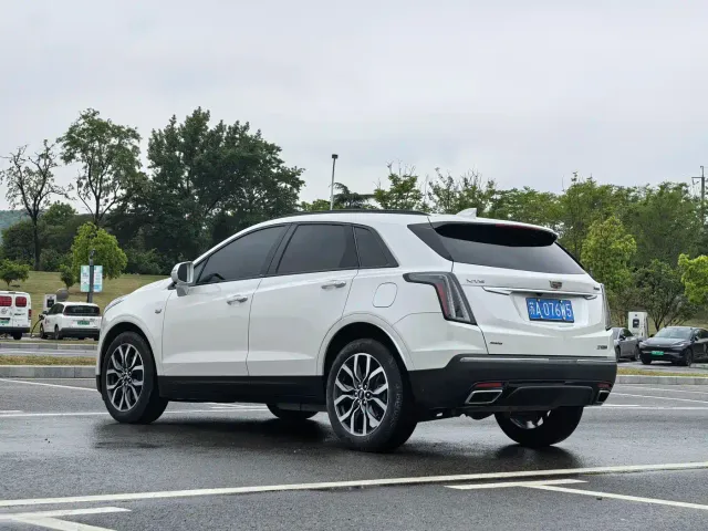 Cadillac XT5 — Фото автомобиля 7