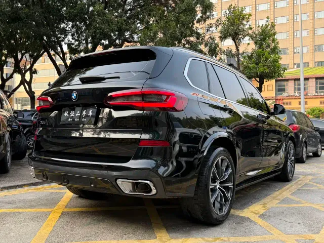 BMW X5 — Фото автомобиля 4