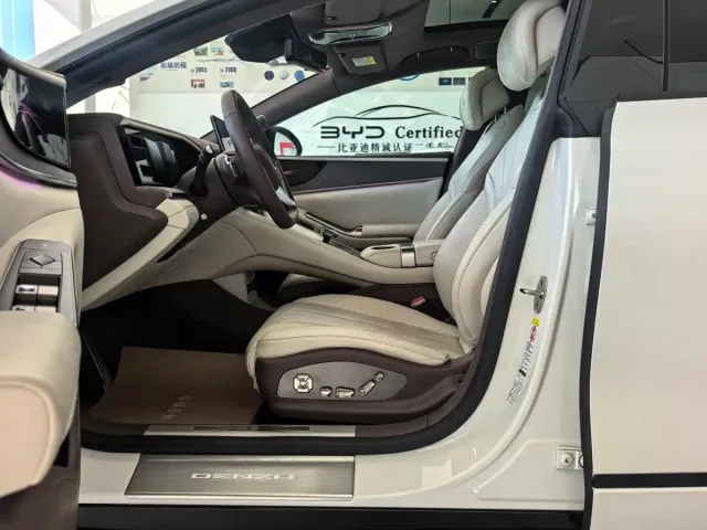 Denza Z9GT — Фото автомобиля 5