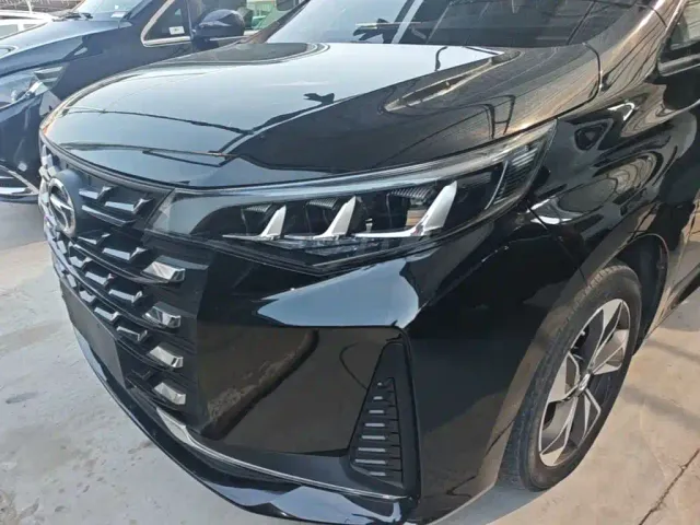 GAC Trumpchi M6 — Фото автомобиля 20