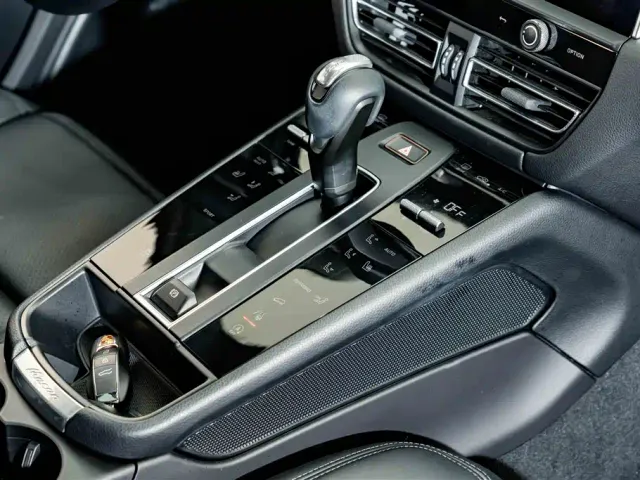 Porsche Macan — Фото автомобиля 18