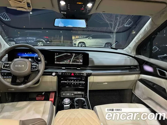 Kia Carnival Generation 4 — Фото автомобиля 6