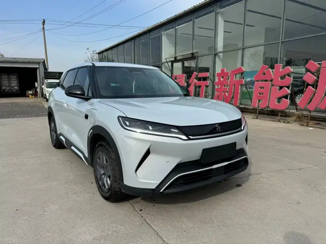 BYD Yuan UP — Фото автомобиля 3