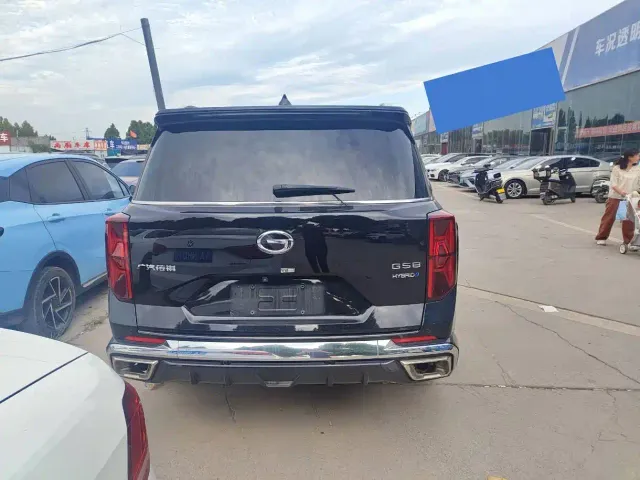 GAC Trumpchi GS8 — Фото автомобиля 10