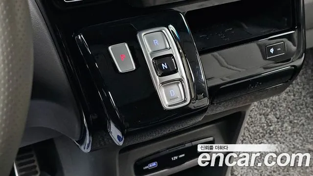 Hyundai Staria — Фото автомобиля 12