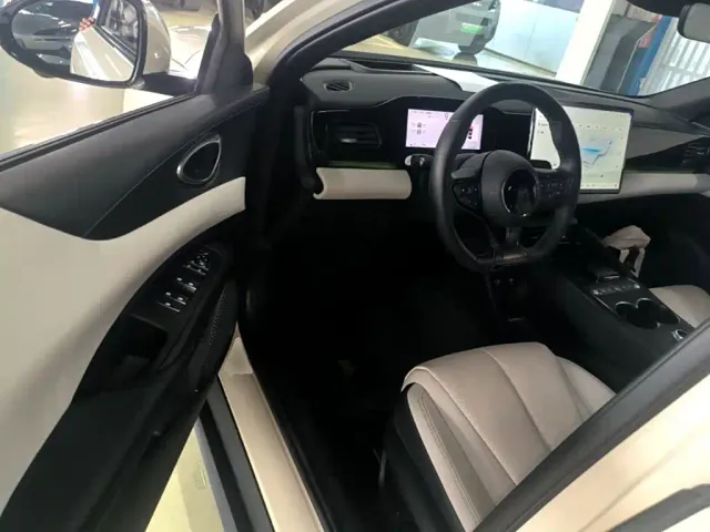 BYD Seal 06 — Фото автомобиля 15