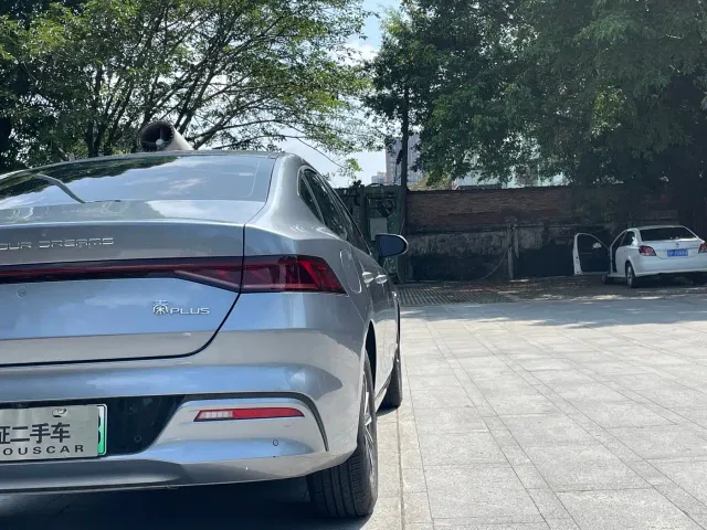 BYD Qin PLUS — Фото автомобиля 9
