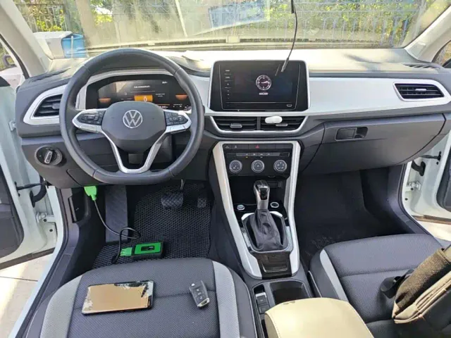 Volkswagen T-Roc — Фото автомобиля 9