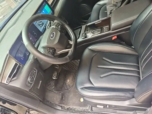 Ford Edge — Фото автомобиля 11