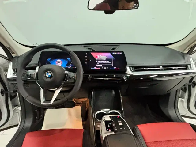 BMW X1 — Фото автомобиля 7