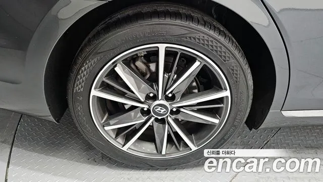 Hyundai Grandeur Новый Grandeur IG — Фото автомобиля 5