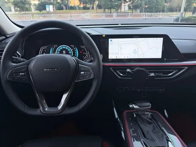 Changan Oushang X5 — Фото автомобиля 8