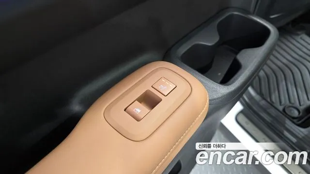 Hyundai Santa Fe MX5 — Фото автомобиля 26