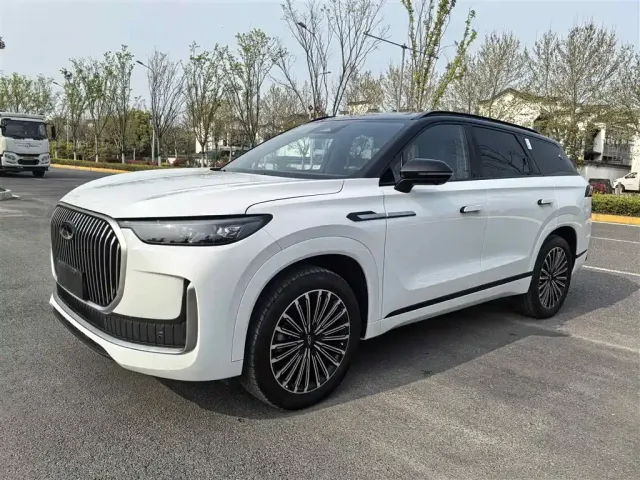 Chery Tiggo 9 — Фото автомобиля 2