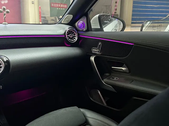 Mercedes-Benz A-Class — Фото автомобиля 16