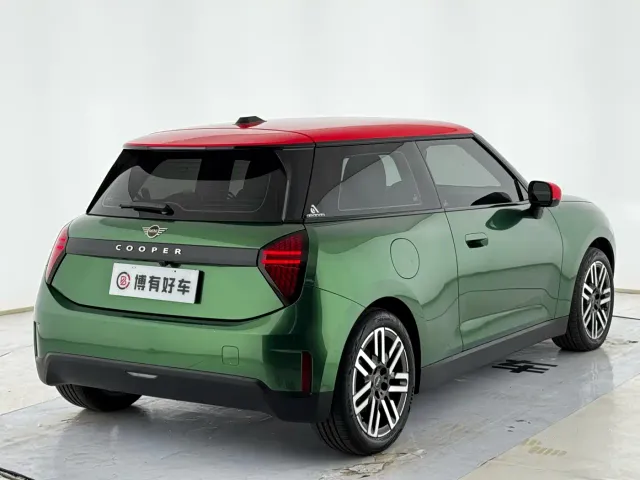 MINI Cooper — Фото автомобиля 16