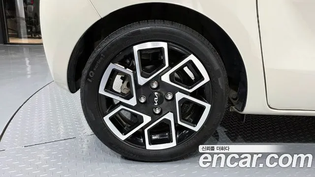 Kia RAY Новый Kia Ray Signature — Фото автомобиля 5